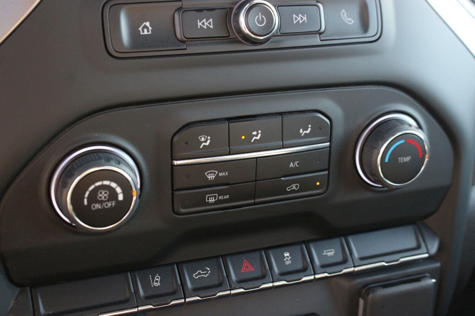 Used 2025 Summit White Chevrolet WT image 25