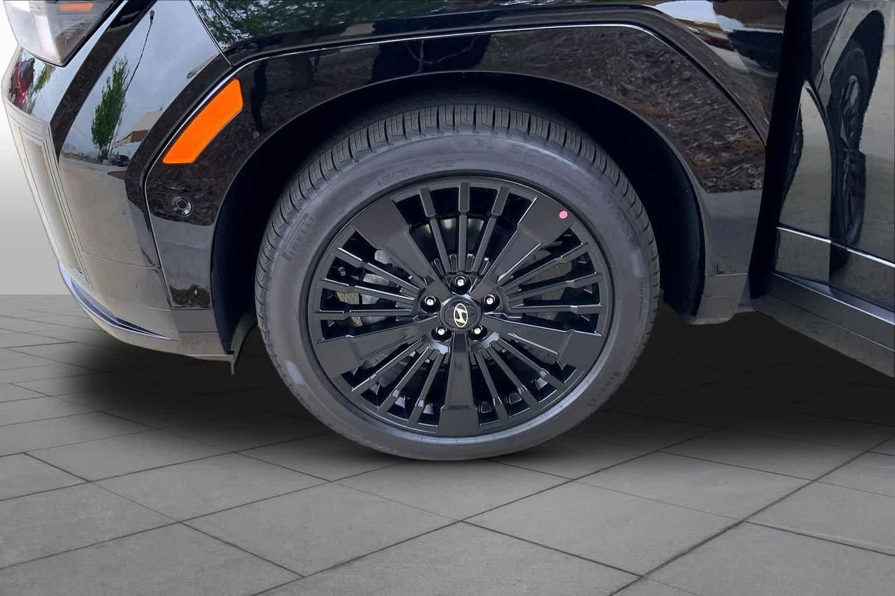 New 2026 Phantom Black Hyundai Calligraphy image 11