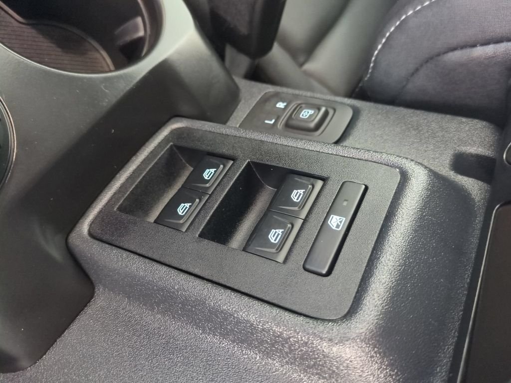 Used 2025 Gray Ford Badlands image 31