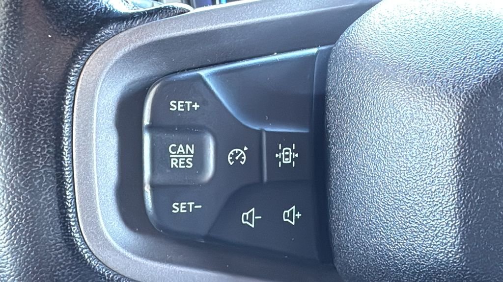 Used 2022 Blue Ford Wildtrak image 13