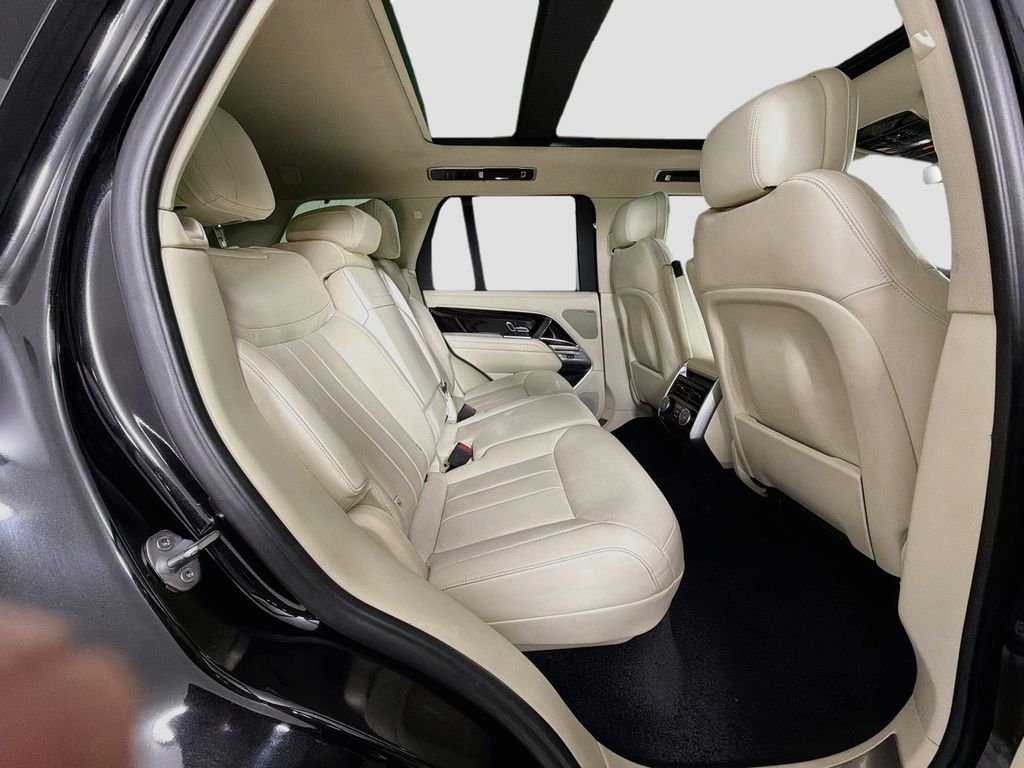 Used 2023 Black Land Rover SE image 30
