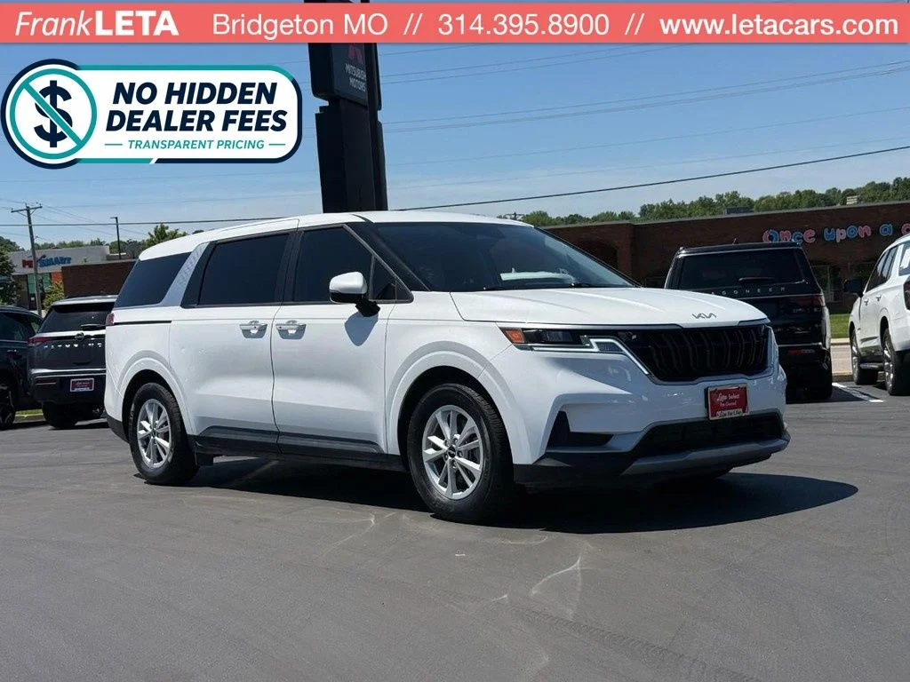 Used 2024 White Kia LX image 1