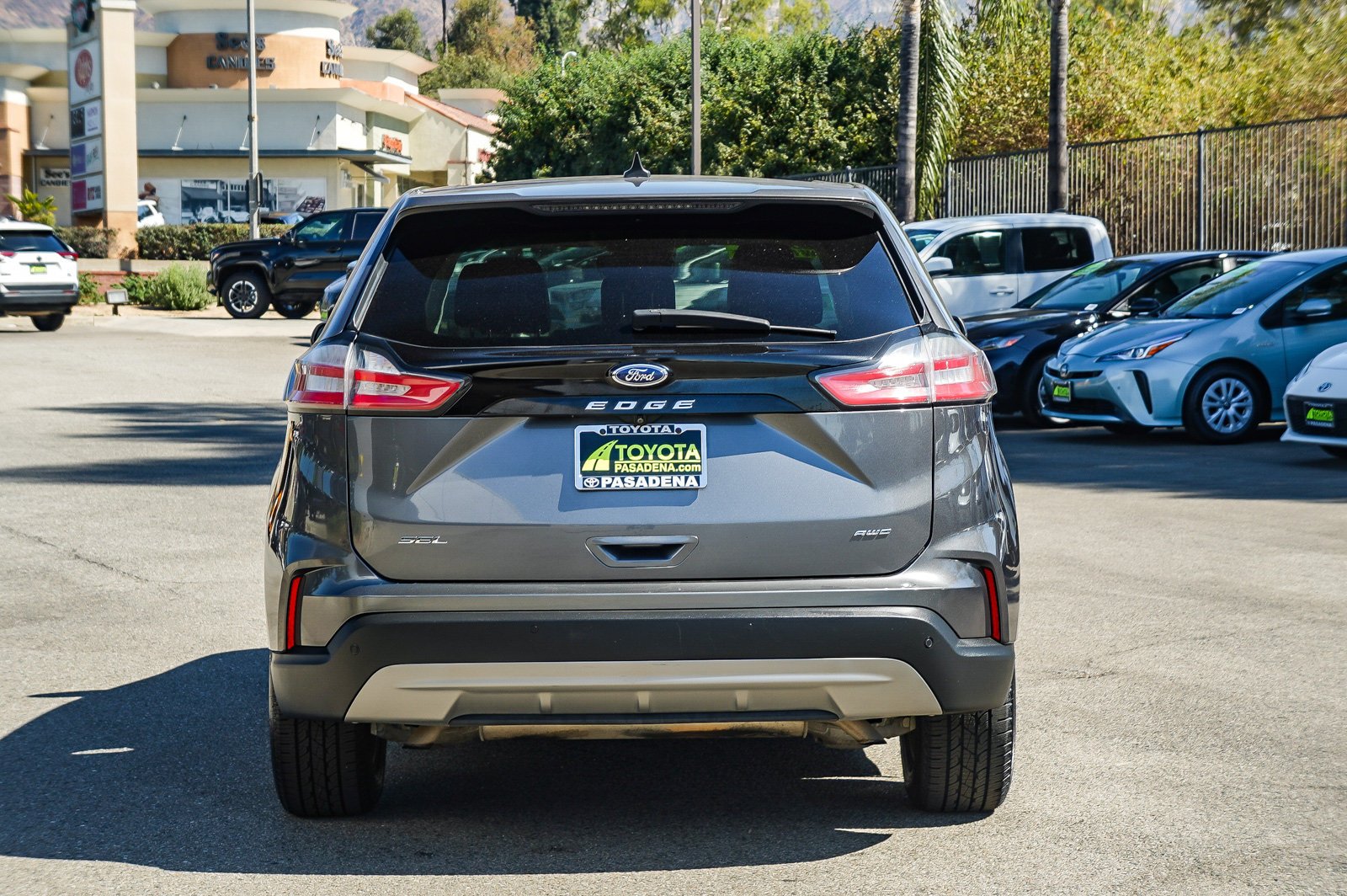 Used 2022 CARBONIZED GRAY M FORD TRUCK SEL image 5
