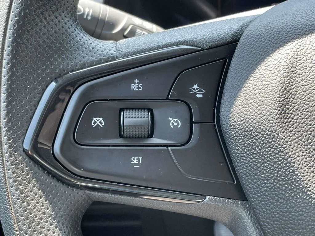 Used 2025 Gray Chevrolet LT image 29