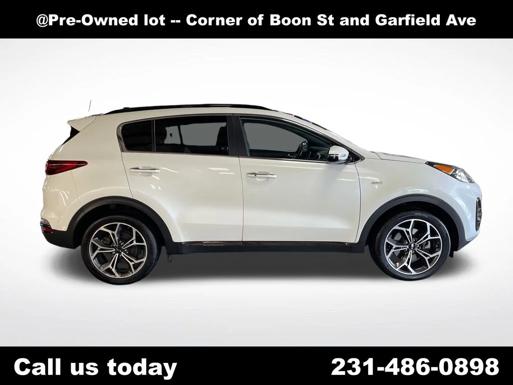Used 2020 White Kia SX image 6