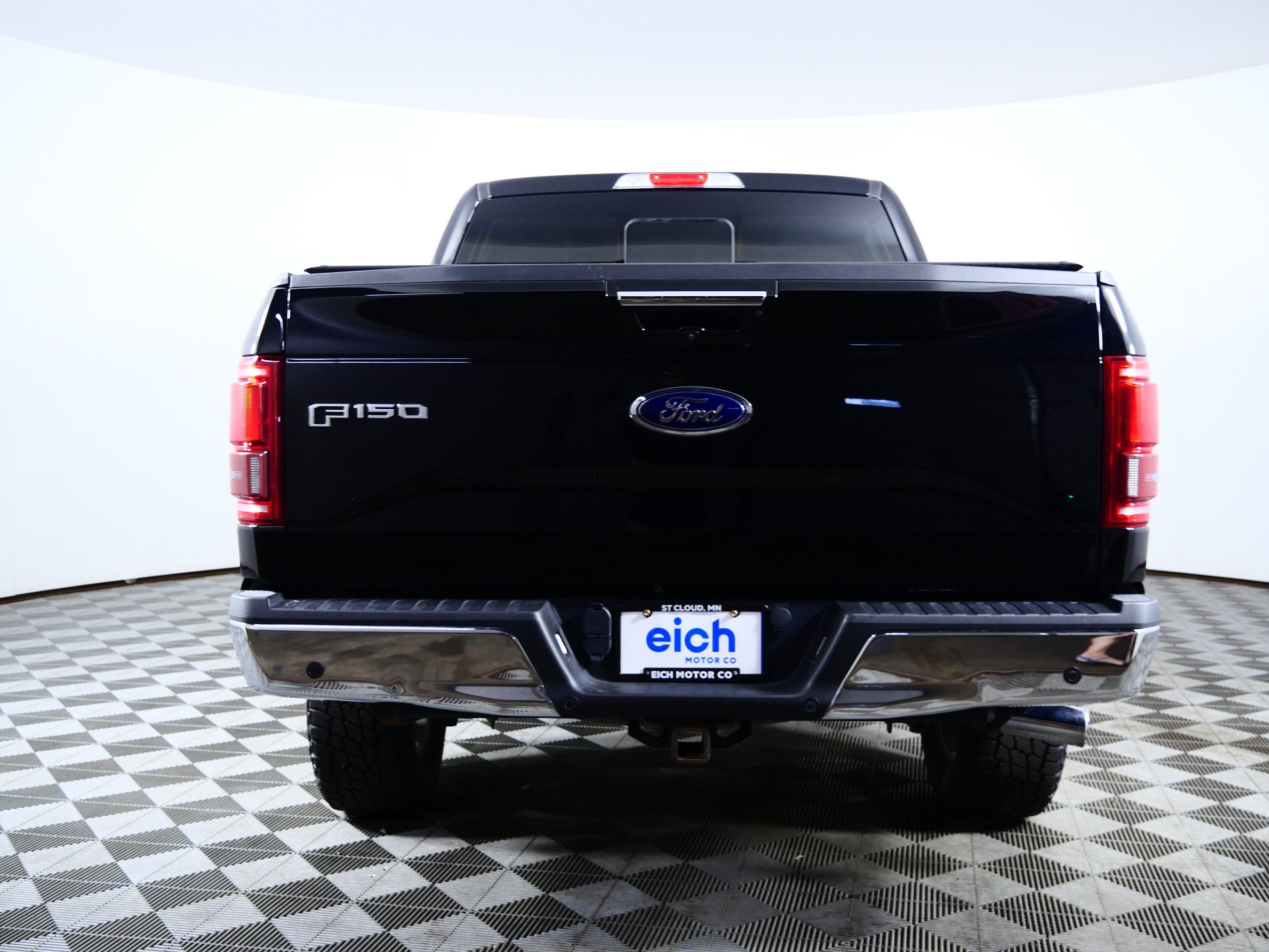 Used 2016 Shadow Black Ford Lariat image 6