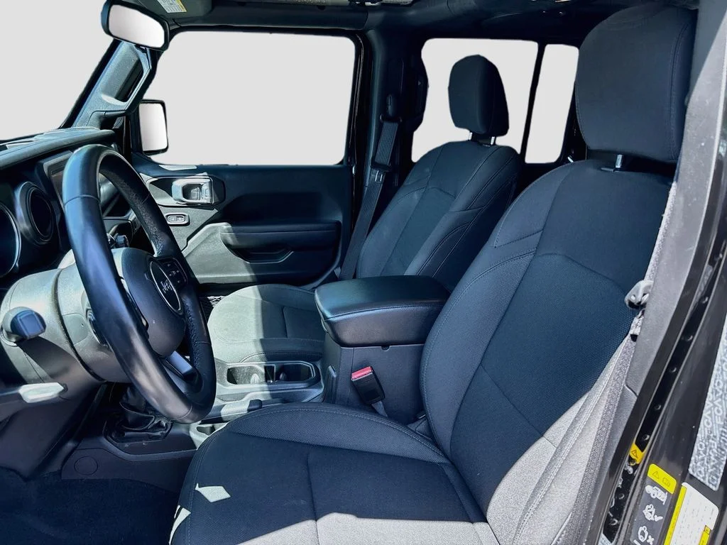 Used 2022 Black Clearcoat Jeep Sport image 19