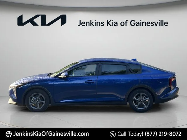 Used 2025 Blue Kia LXS image 4