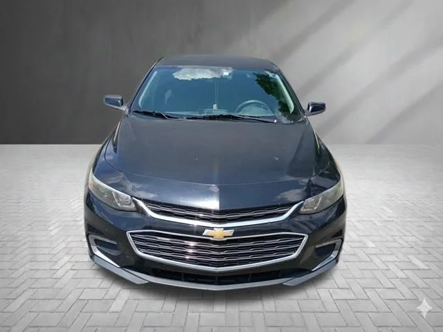 Used 2016 Black Chevrolet LT image 9
