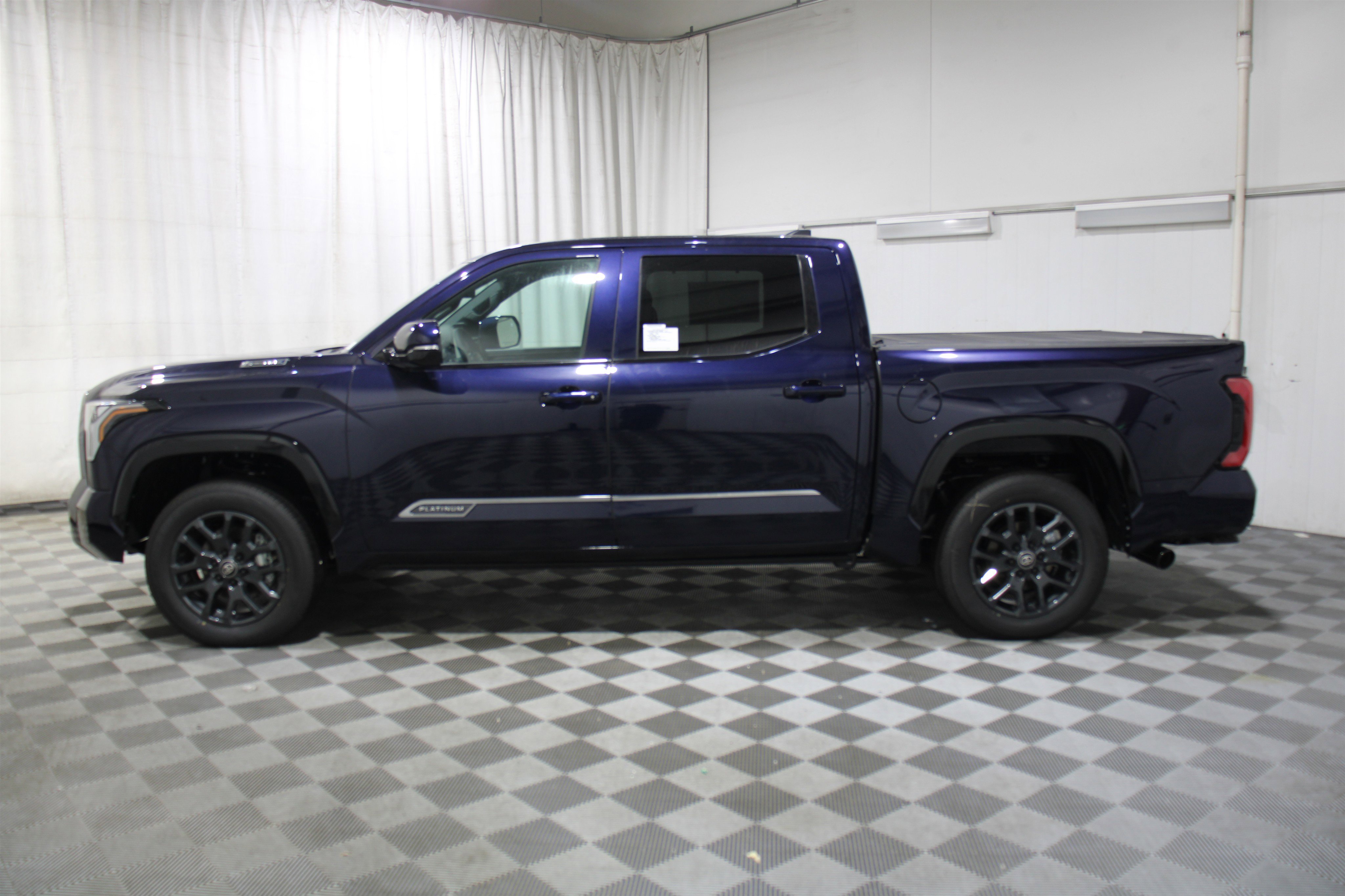 2026 Toyota Tundra Platinum - Photo 35