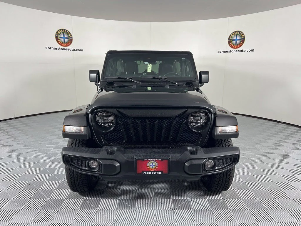Used 2021 Black Jeep Unlimited Sahara Altitude image 19