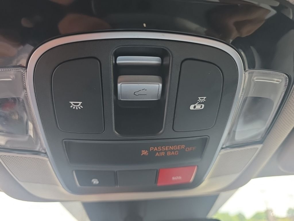 Used 2023 Red Hyundai SEL image 25