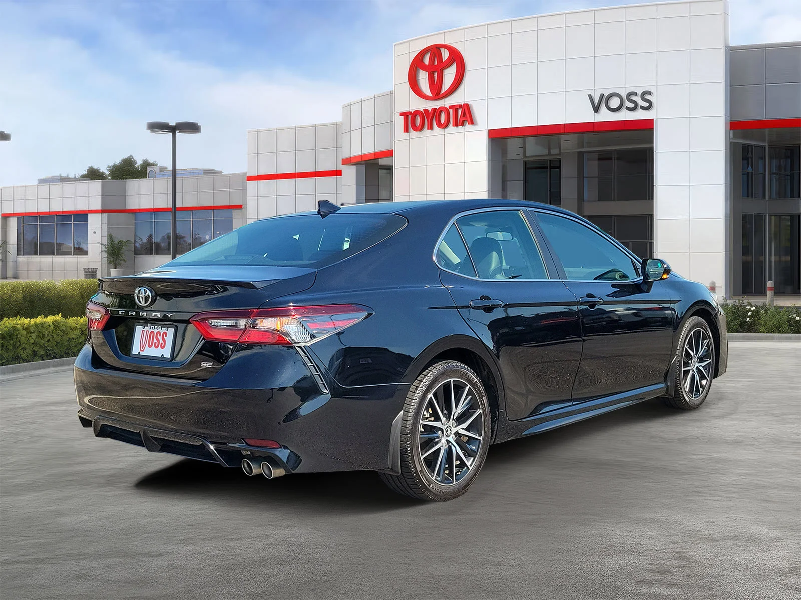 Used 2023 Midnight Black Metallic Toyota SE image 4