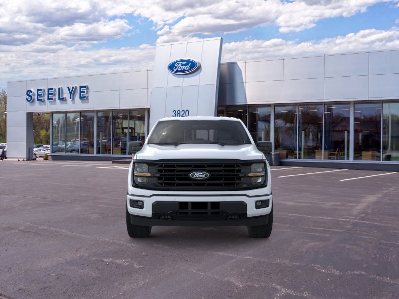 New 2026 Oxford White Ford XLT image 7