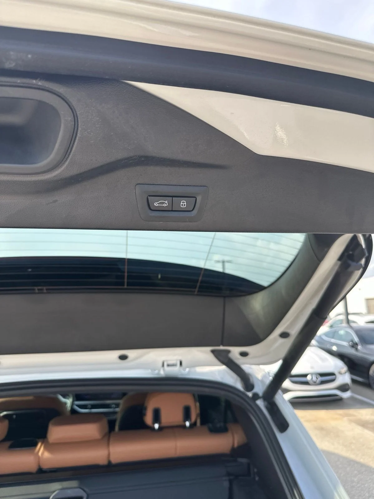 Used 2026 White BMW sDrive40i image 16