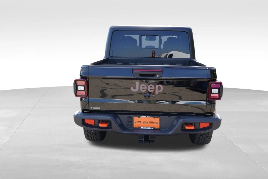 Certified Used 2026 Black Clearcoat Jeep Mojave image 6