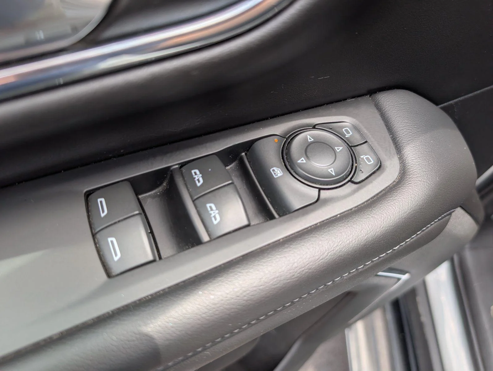 Used 2023 Summit White Chevrolet LS image 23