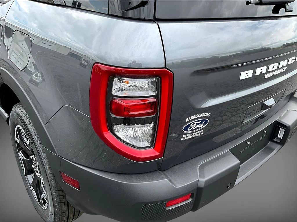 New 2026 Carbonized Gray Metallic Ford Outer Banks® image 28