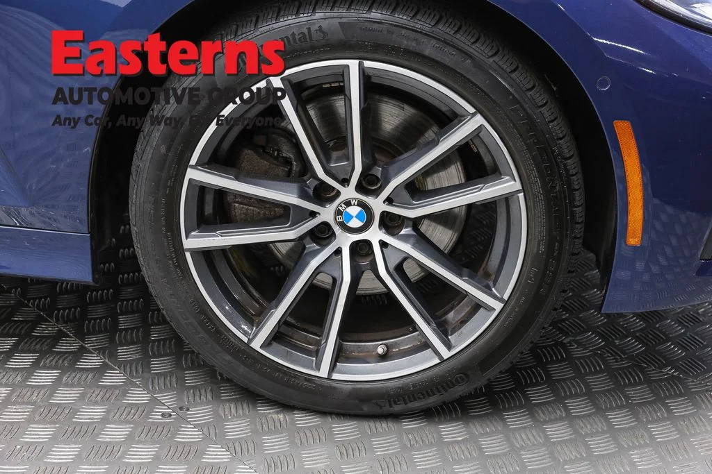 Used 2021 Blue BMW 330i xDrive image 33