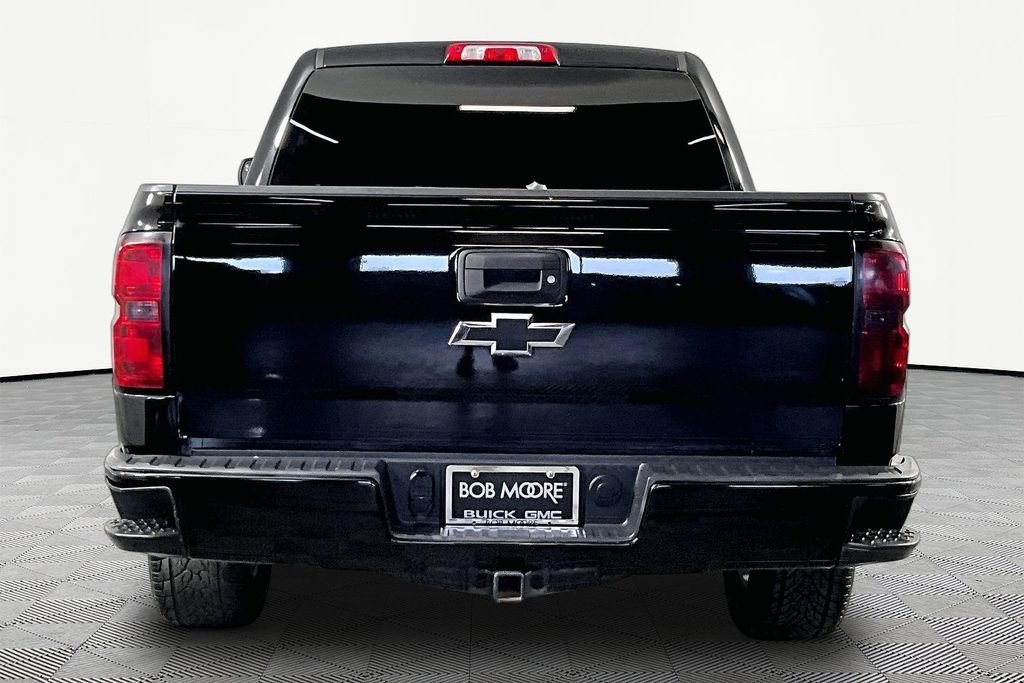 Used 2017 Black Chevrolet LT image 4