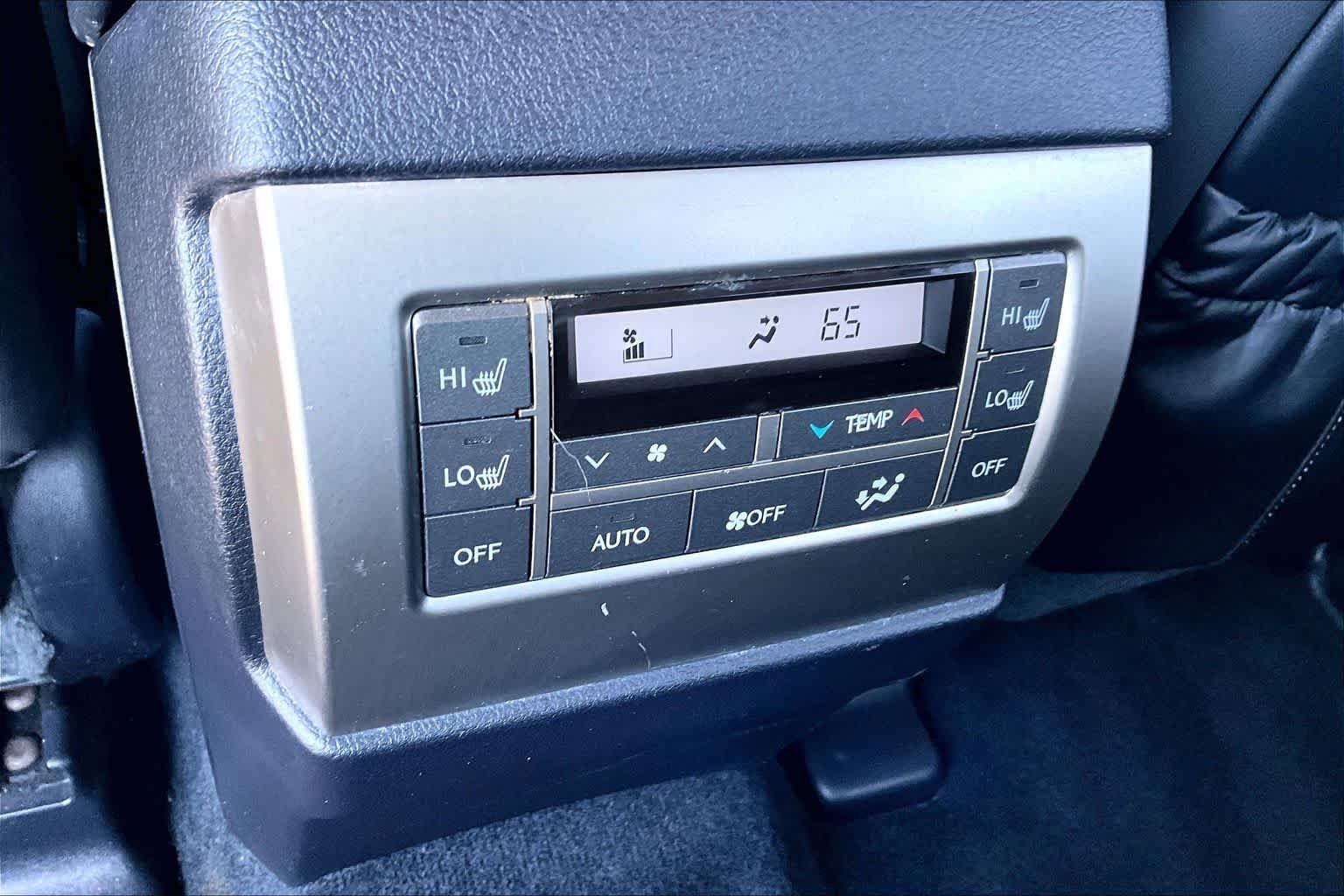 Used 2015 Silver Lining Metallic Lexus  image 32