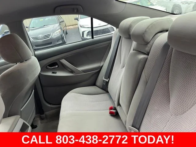 Used 2011 Red Toyota LE image 12