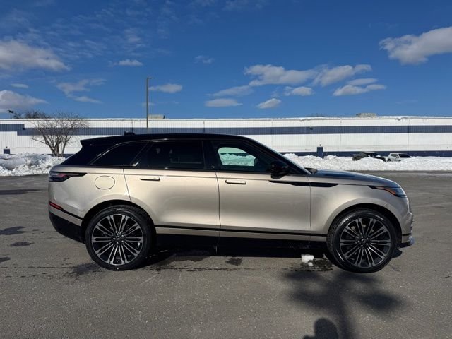 New 2026 Batumi Gold Land Rover Dynamic SE image 6