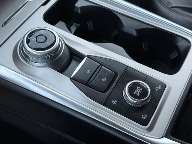 2023 Ford Explorer XLT - Photo 22