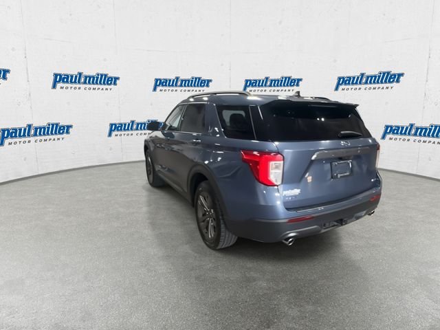 Used 2021 Blue Metallic Ford XLT image 8
