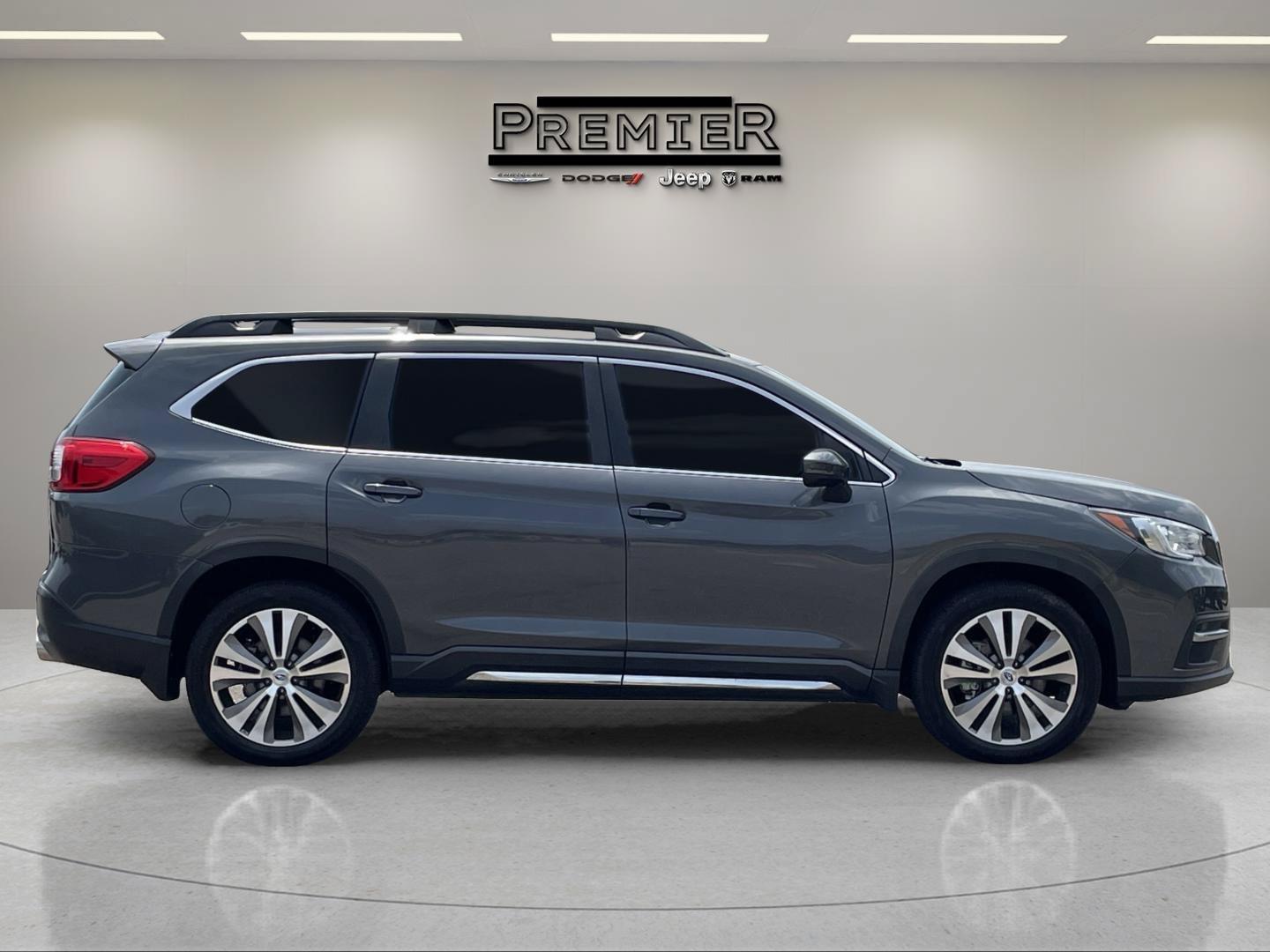 Used 2021 Magnetite Gray Metallic Subaru  image 7