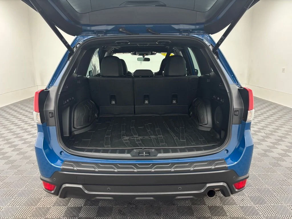 Used 2023 Blue Subaru Wilderness image 10