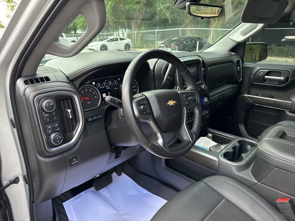 Used 2022 Silver Chevrolet LTZ image 9