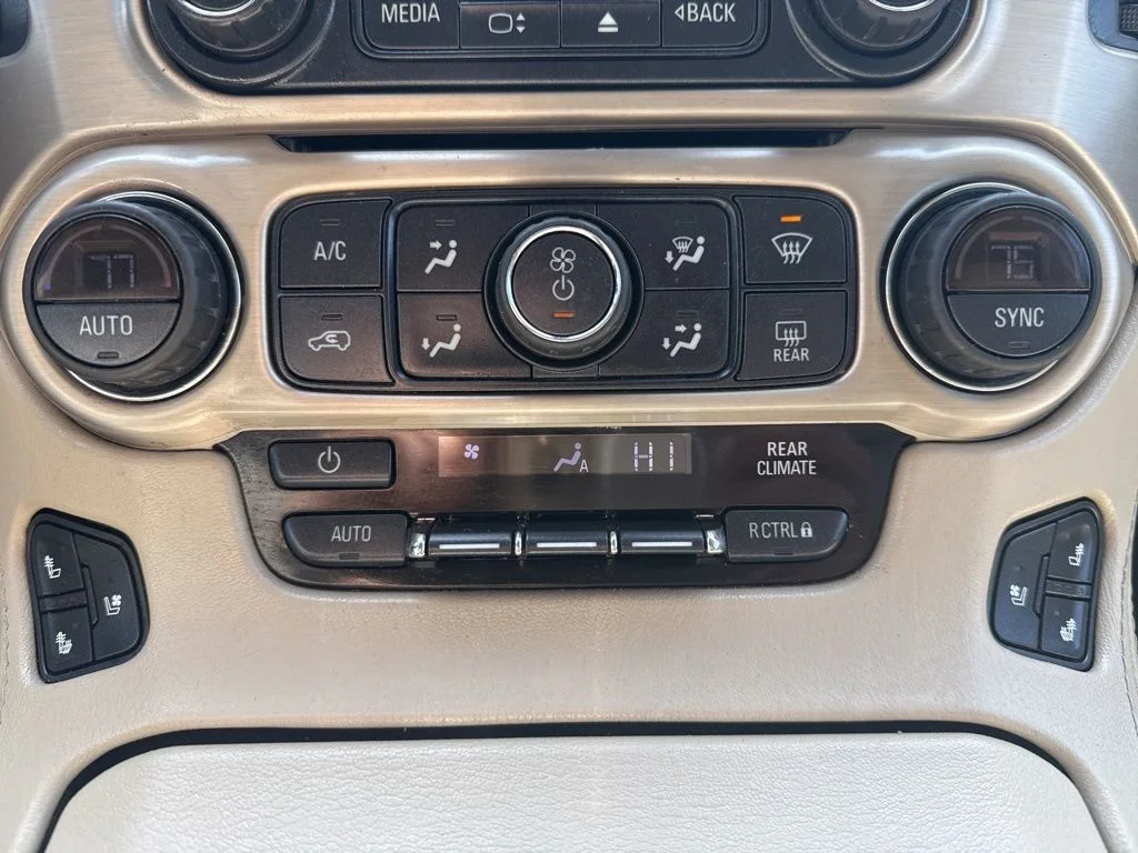 Used 2020 Blue GMC Denali image 15