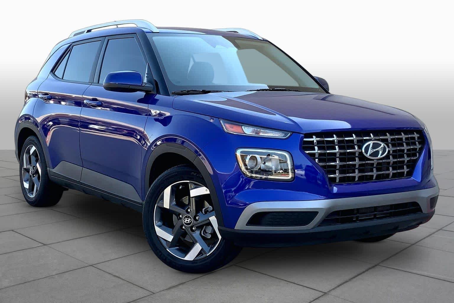 Pre-Owned 2025 Hyundai Venue SEL