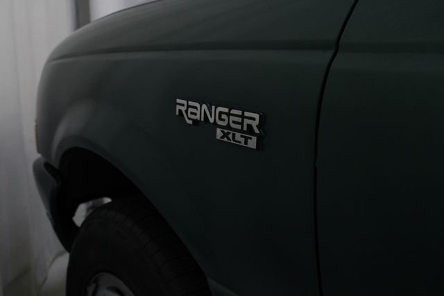 Used 2000 Green Ford XLT image 31