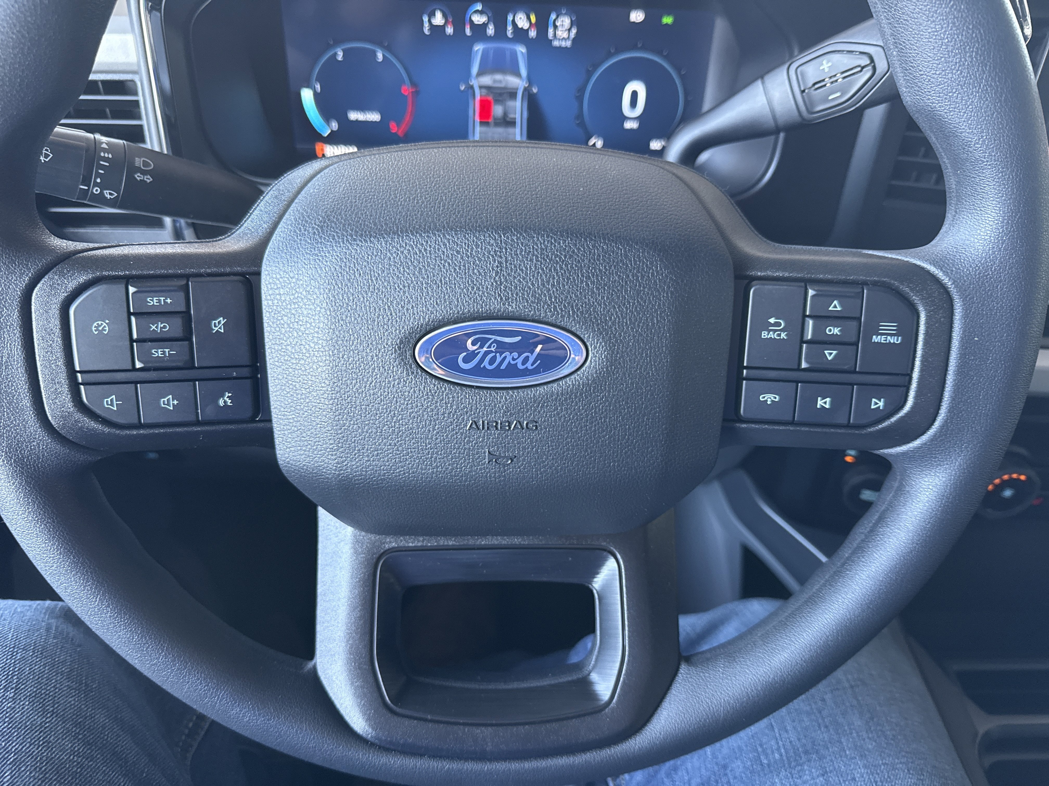 2026 Ford F-350 Super Duty XLT - Photo 32