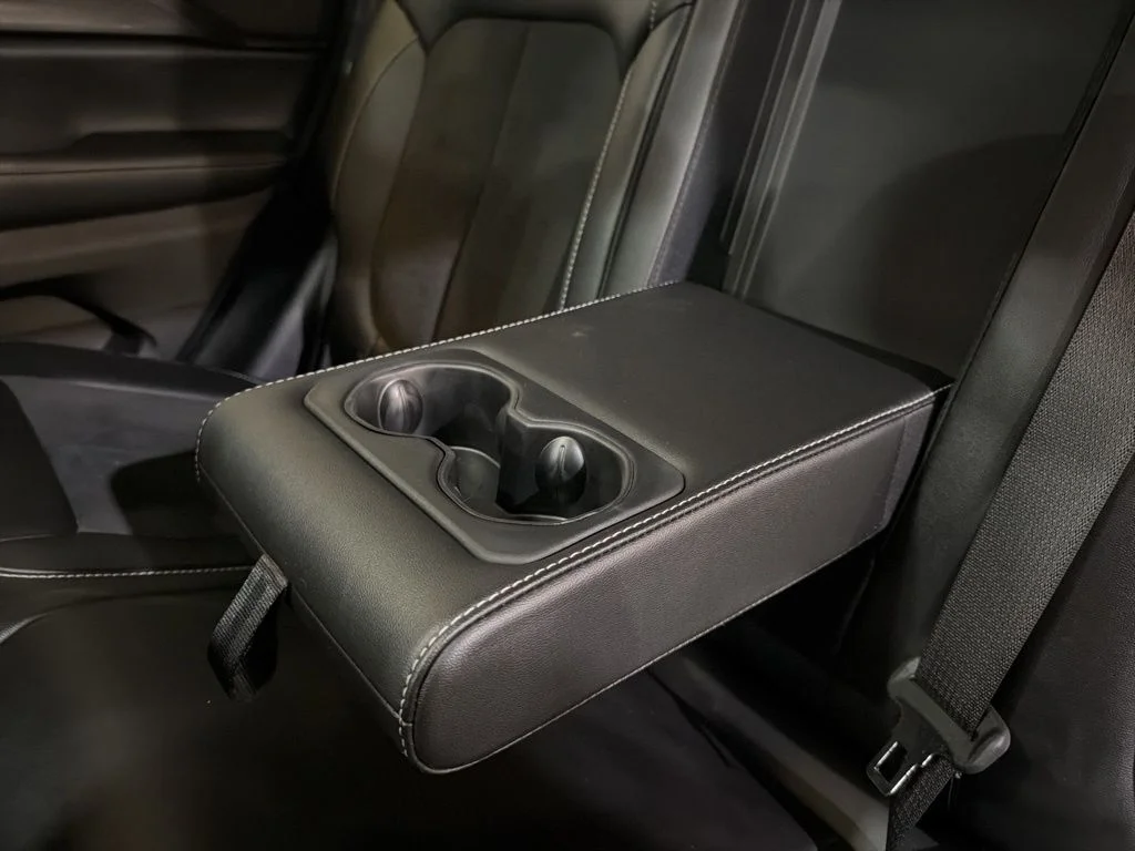 Used 2023 White Jeep Altitude X image 33