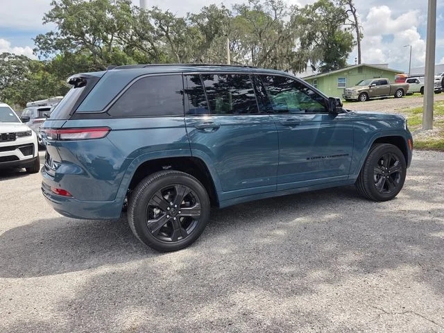 New 2027 Steel Blue Paint Jeep Limited Reserve image 8