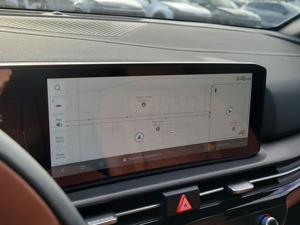 New 2027 Glacial White Pearl / Black Ro Kia X-Line image 31