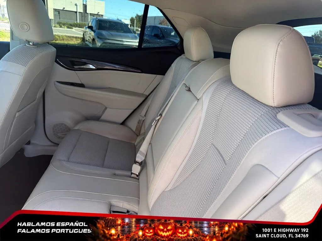 Used 2023 MOONSTONE GRAY METALLIC Buick Preferred image 24