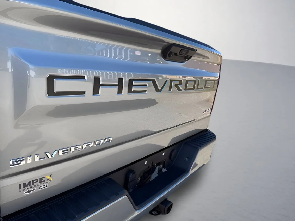 Used 2026 Sterling Gray Metallic Chevrolet RST image 38