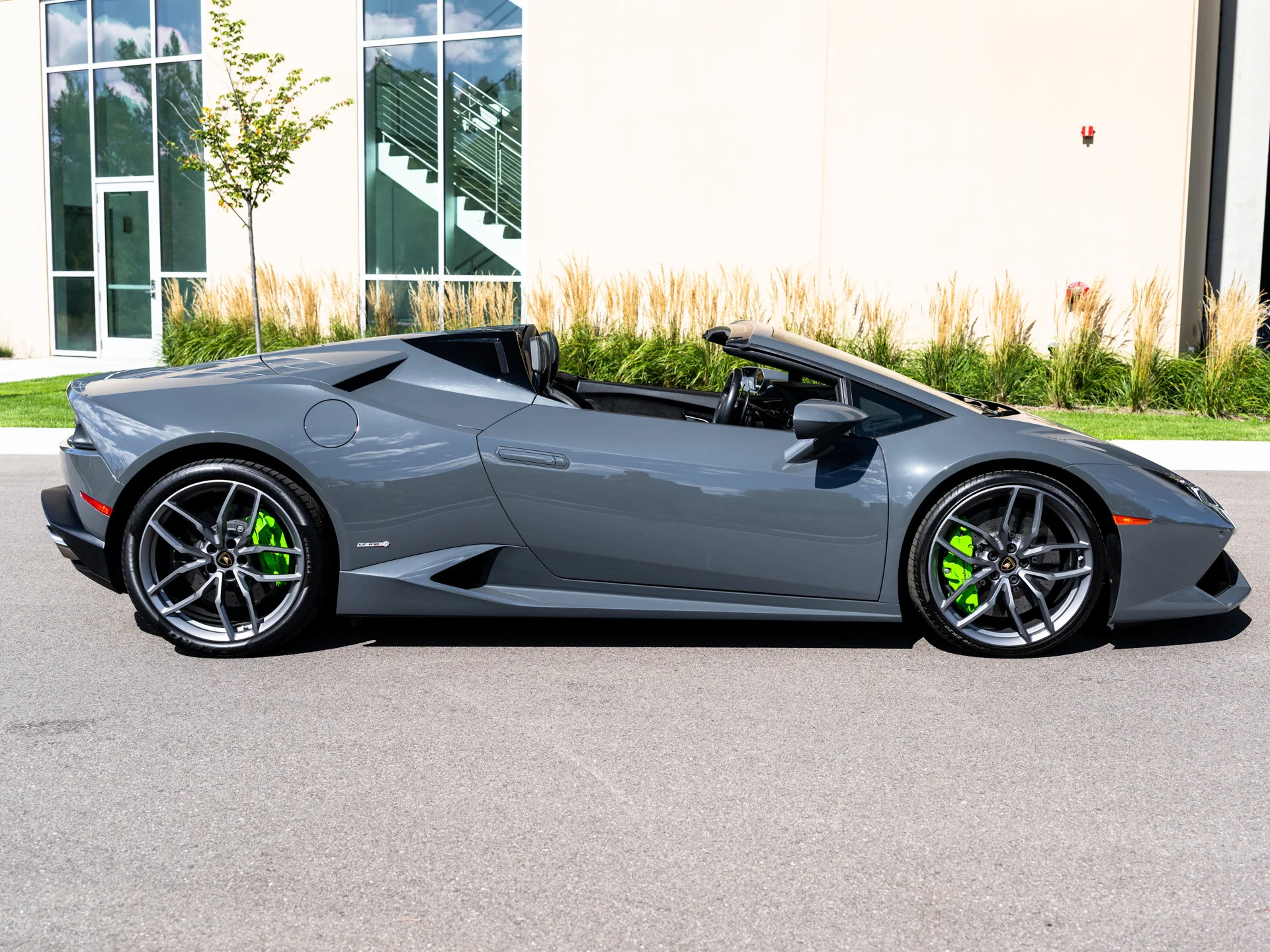 Used 2016  Lamborghini LP610-4S image 7