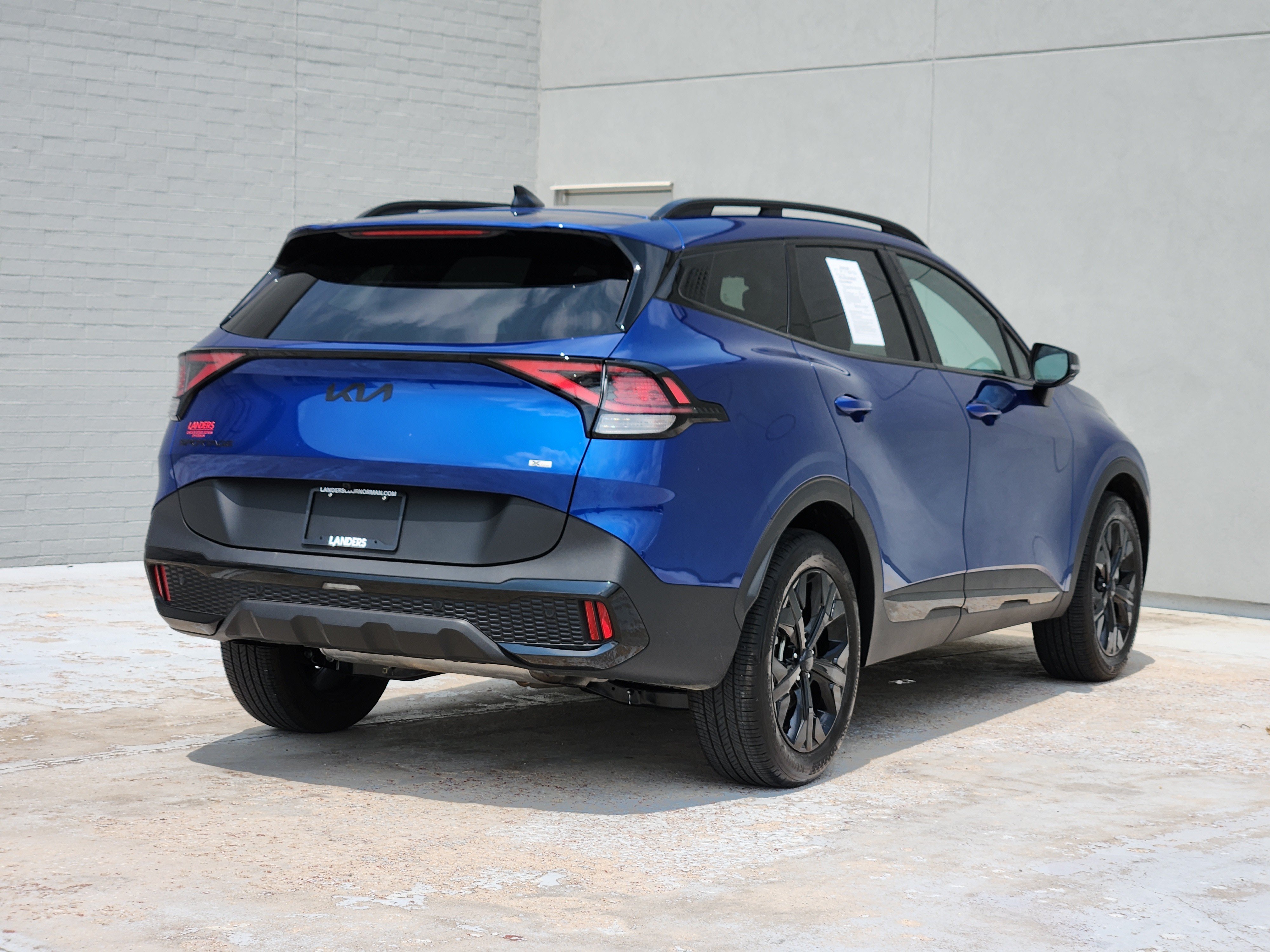 Used 2025 Sapphire Blue Kia X-Line image 8