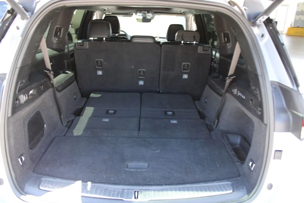 Used 2021 Silver Jeep Overland image 11