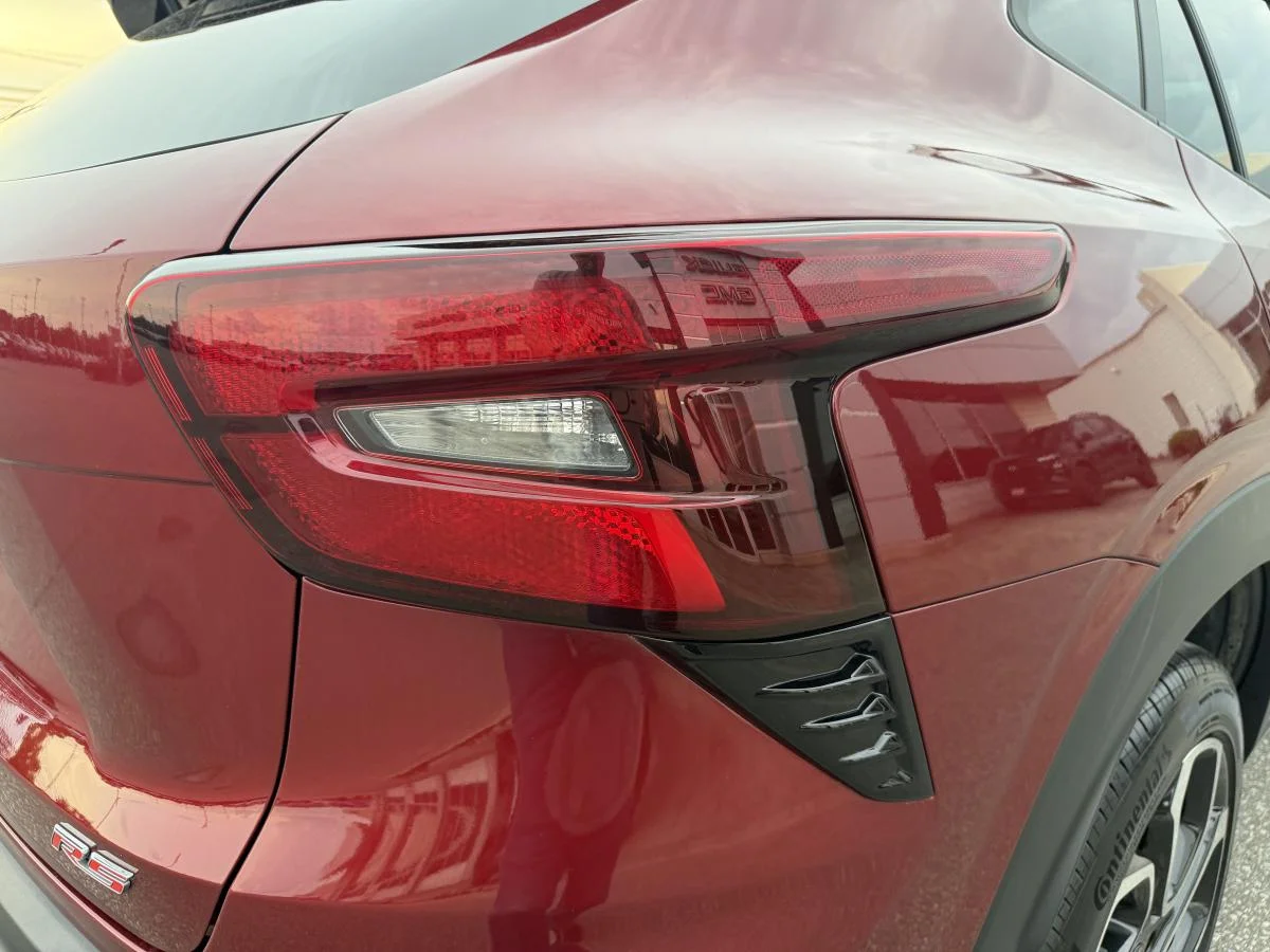 Certified Used 2024 Red Chevrolet 1sa Activ image 10