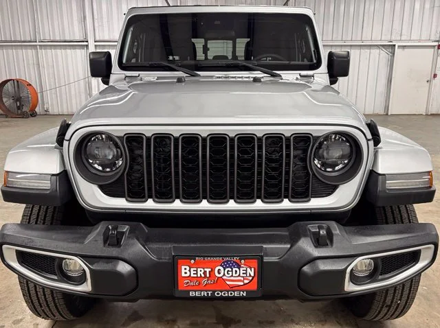 Used 2024 Silver Jeep Sport S image 2