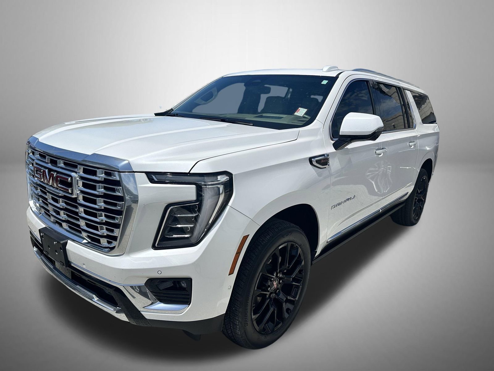 2025 GMC Yukon Denali AWD's photo