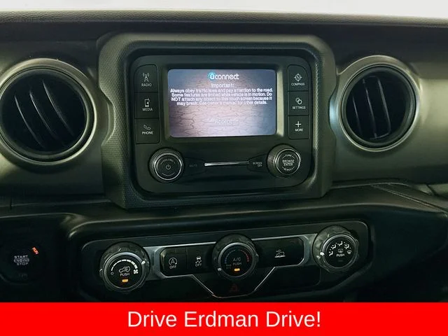 Used 2021 Green Jeep Sport image 17