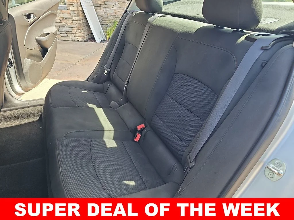 Used 2017 Silver Chevrolet LS image 13