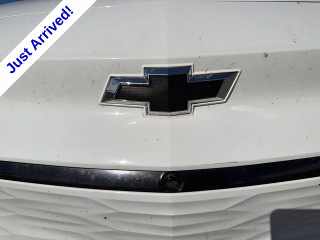 Used 2023 White Chevrolet Premier image 9